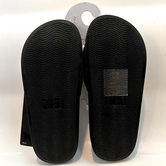 🆕 Disney Ltd Edition Mickey Mouse Icon Logo Plush Cushioned Slide Sandals - Picture 4 of 9